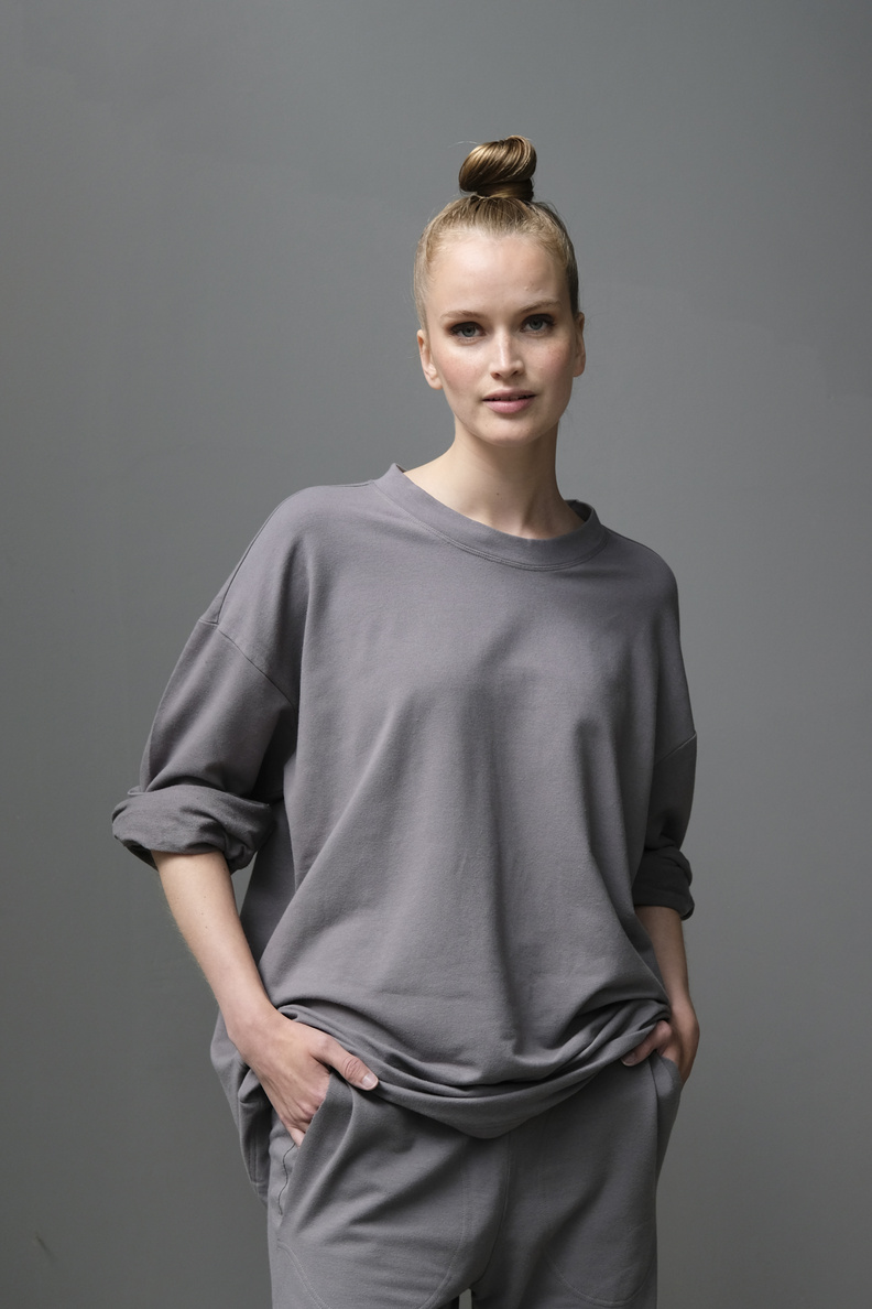 monique van heist 1982 cashmere mouse sweat