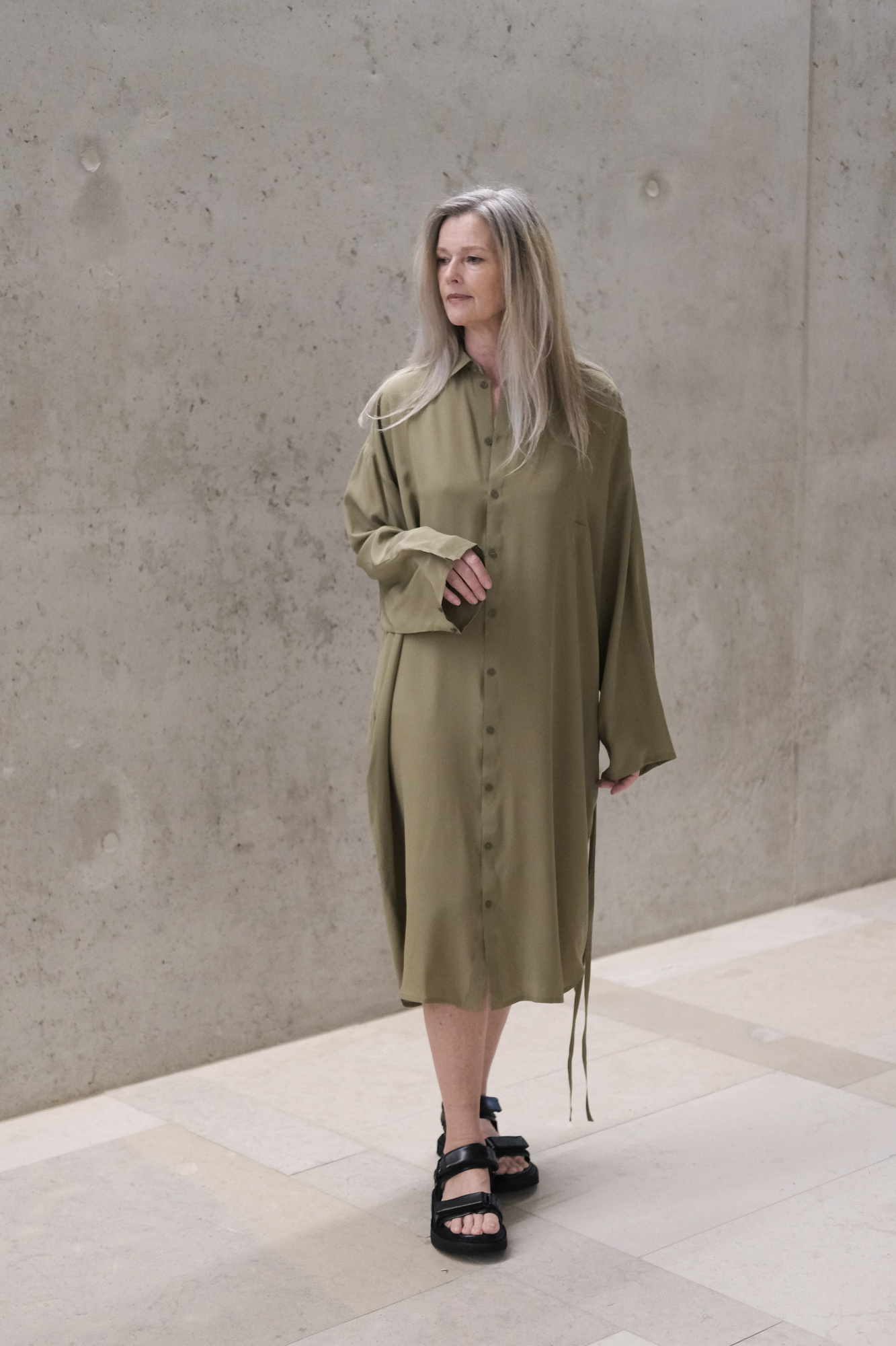 monique van heist 10.2 moss silk