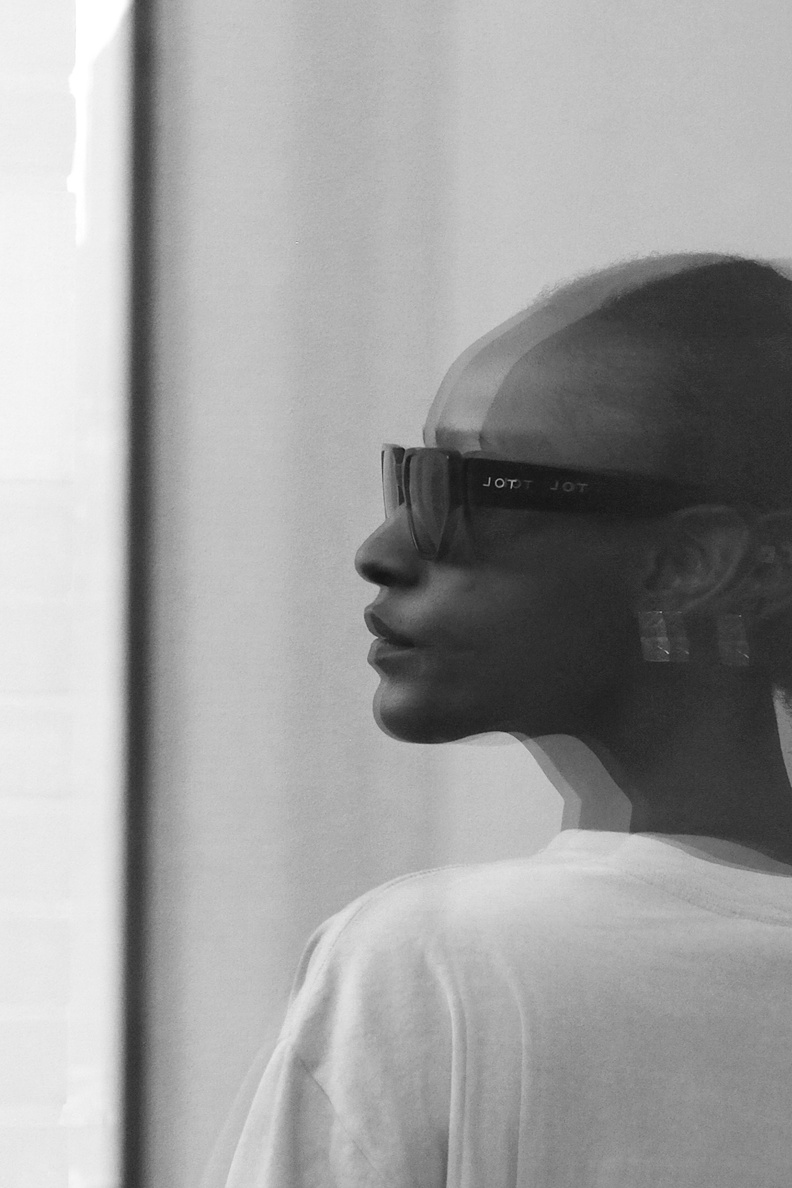 tol eyewear in a corner noir