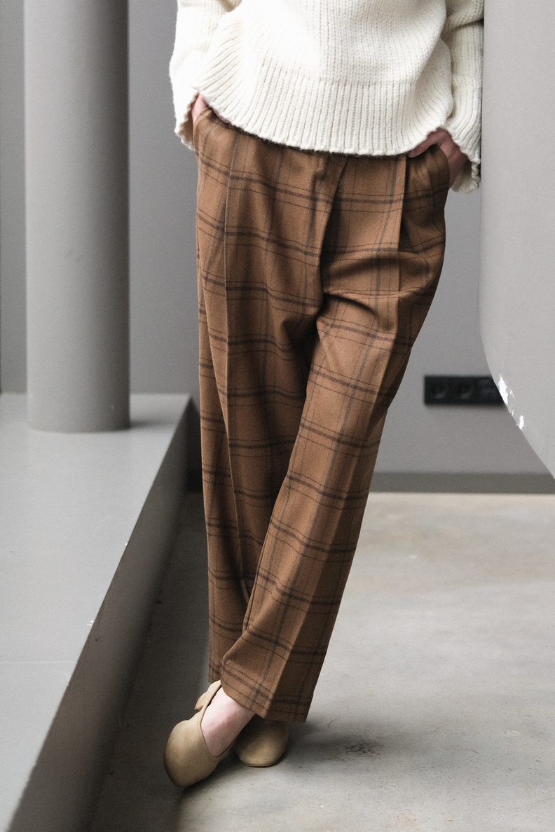 pomandere pants 7164 chestnut