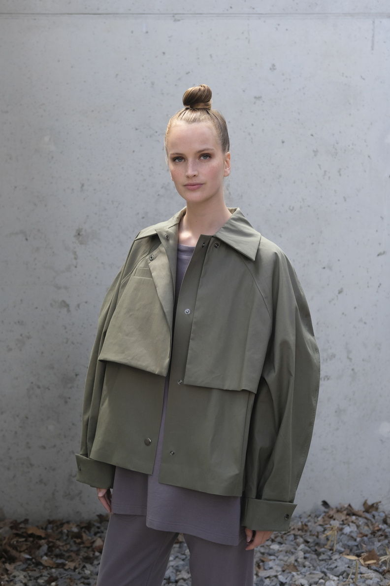 kassl editions coat pilot short trench khaki