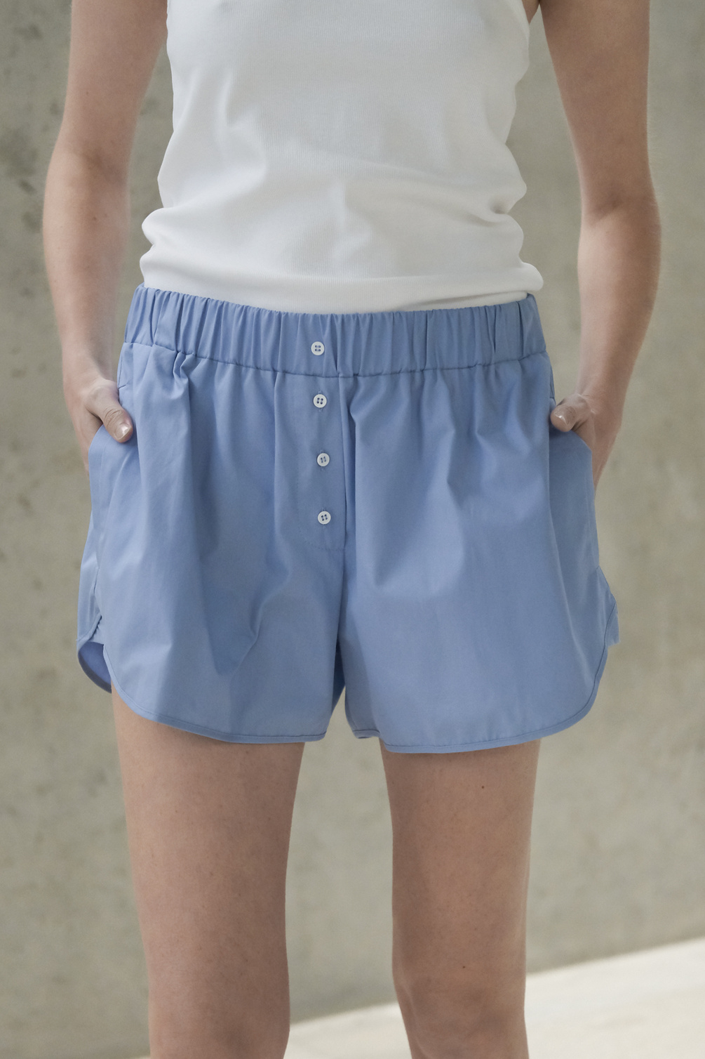 rika studios zep shorts cloud
