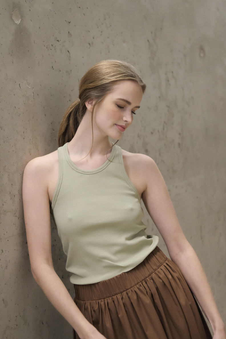 rika studios mine tank top abby stone