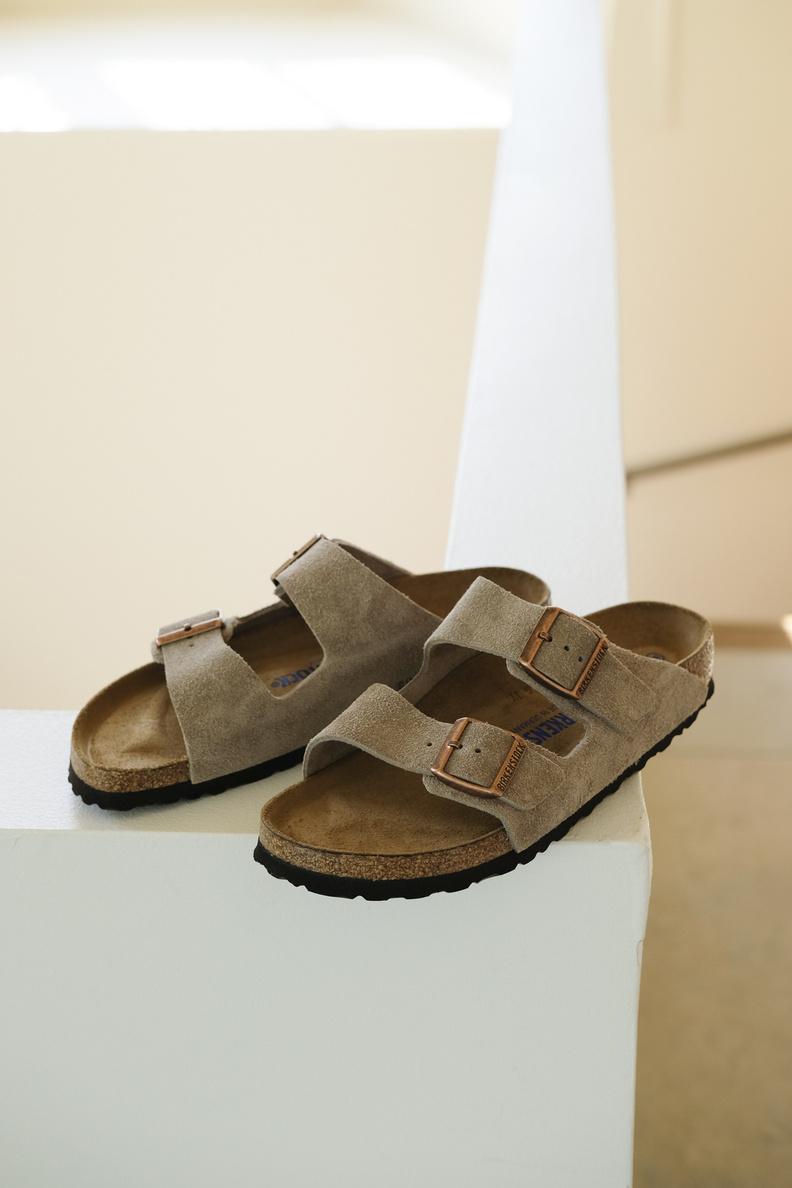 birkenstock arizona taupe