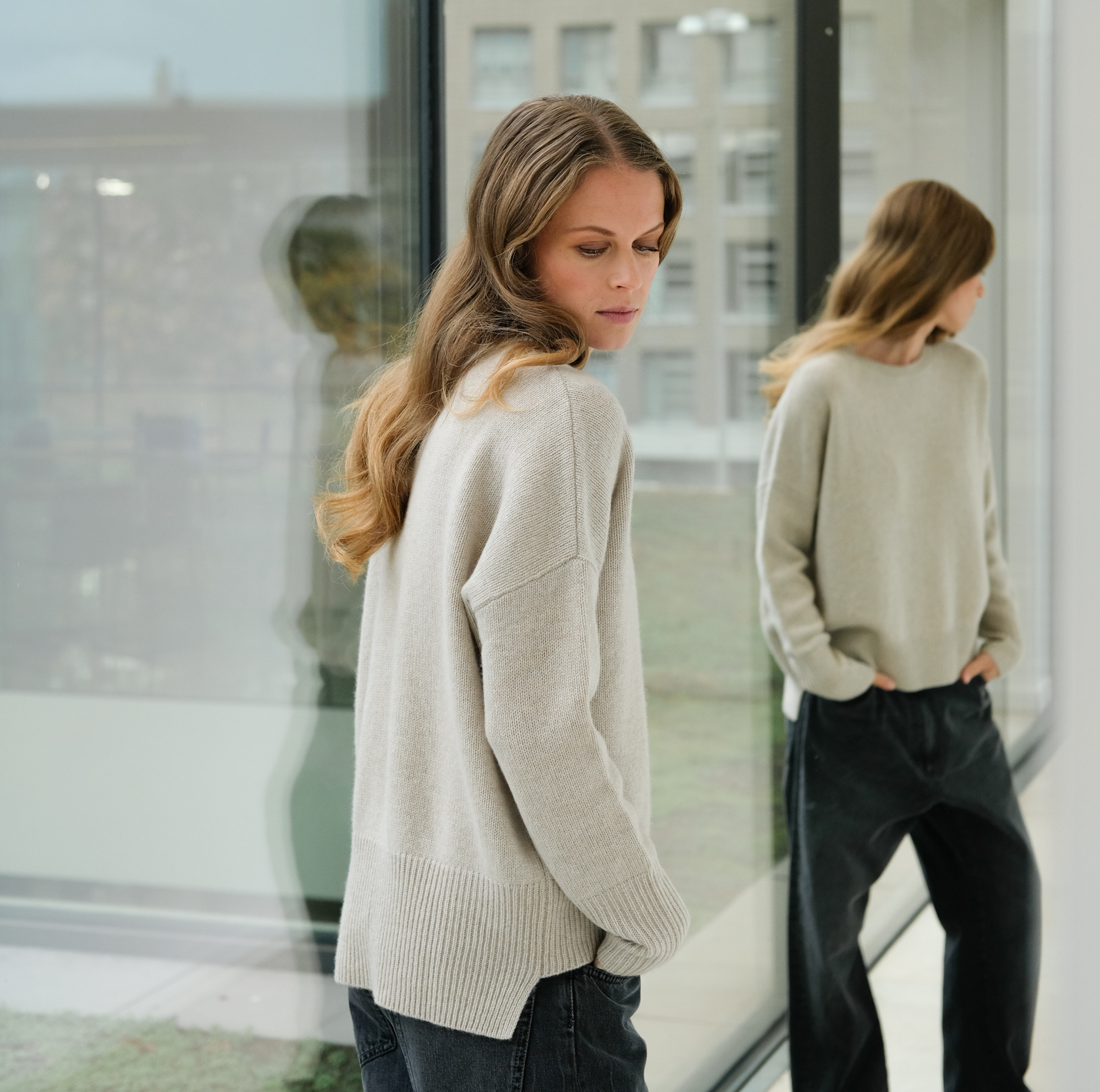 lisa yang mila sweater sand