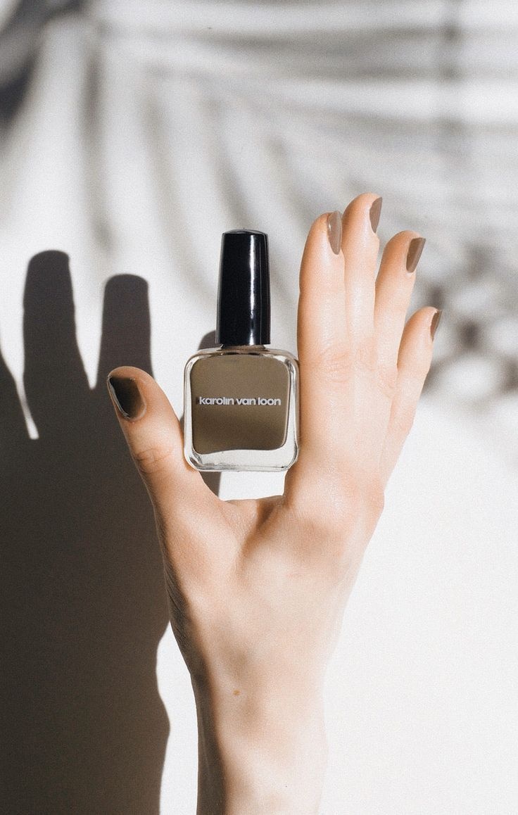 karolin van loon nail polish 13 fleur de bois