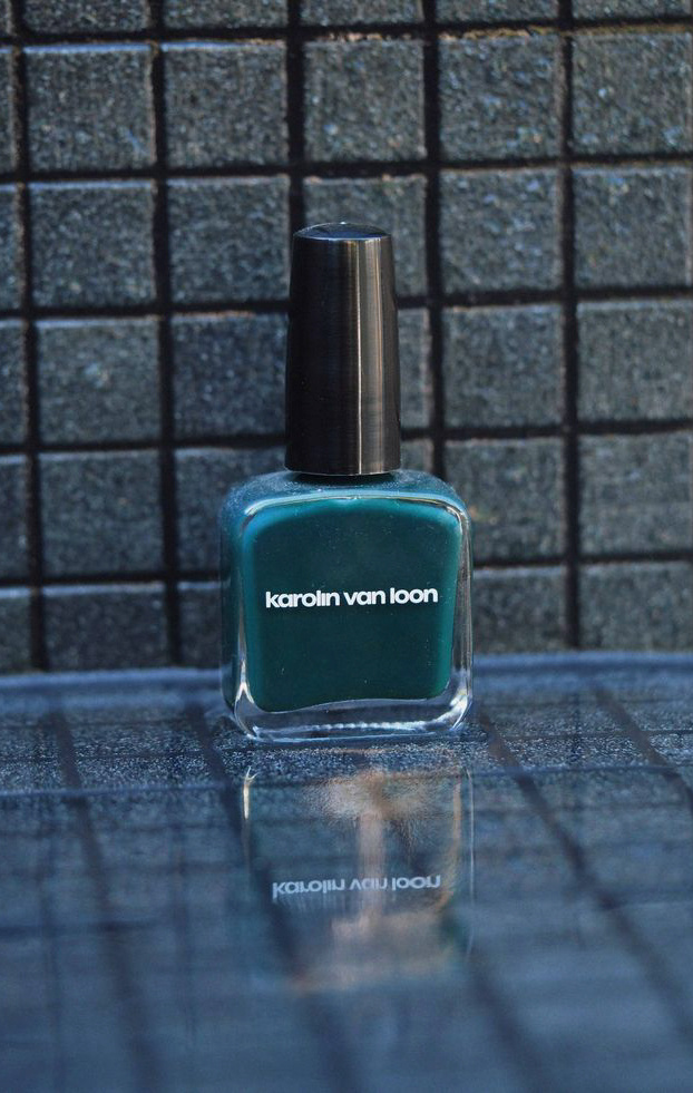 karolin van loon nail polish 19 feuille lotus