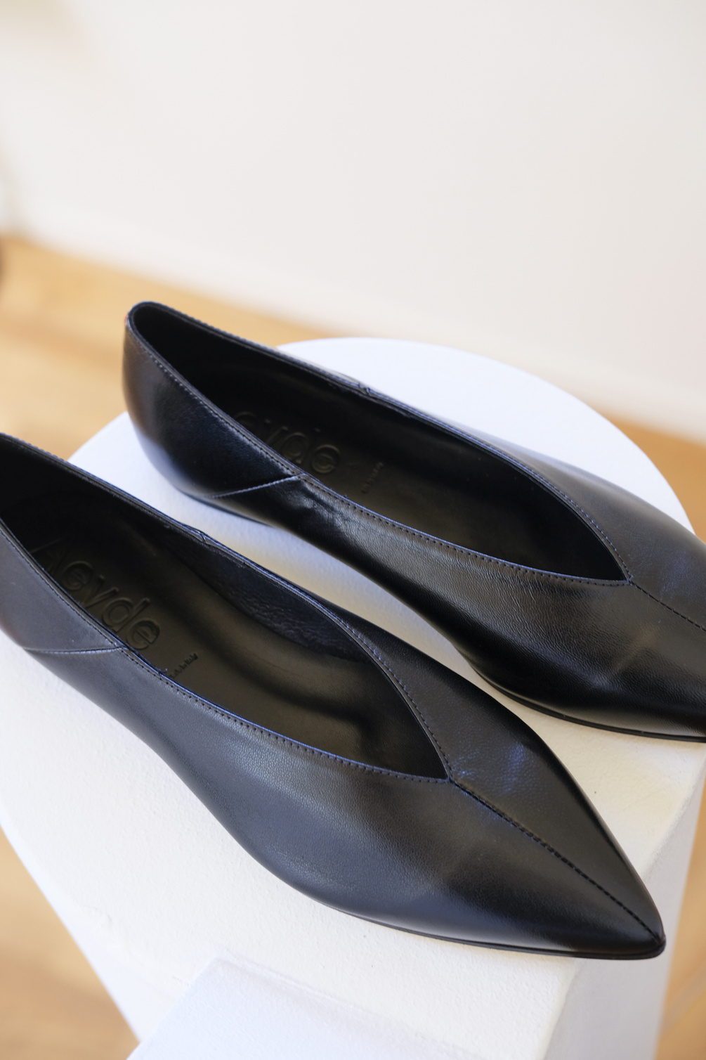 aeyde moa nappa leather black
