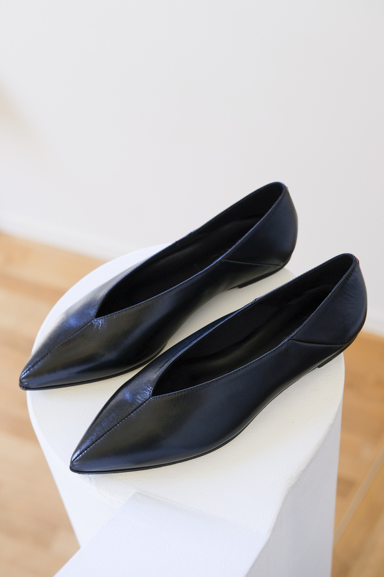aeyde moa nappa leather black