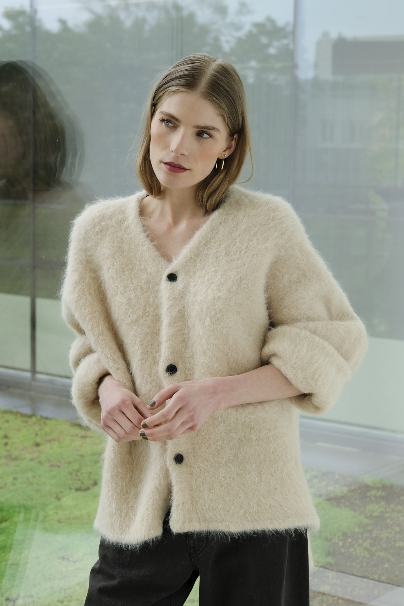 adnym cape cardy bone