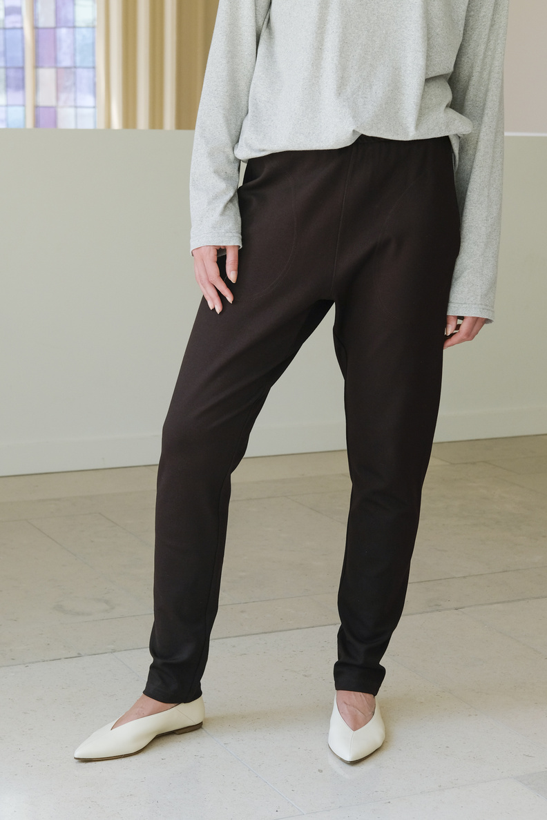 monique van heist trainer brown roma