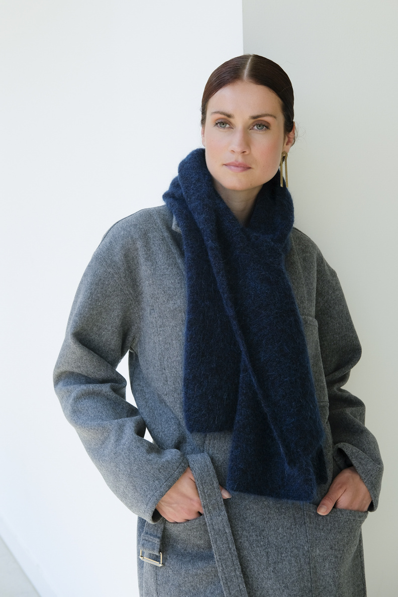 rue blanche mokid scarf bleu nuit
