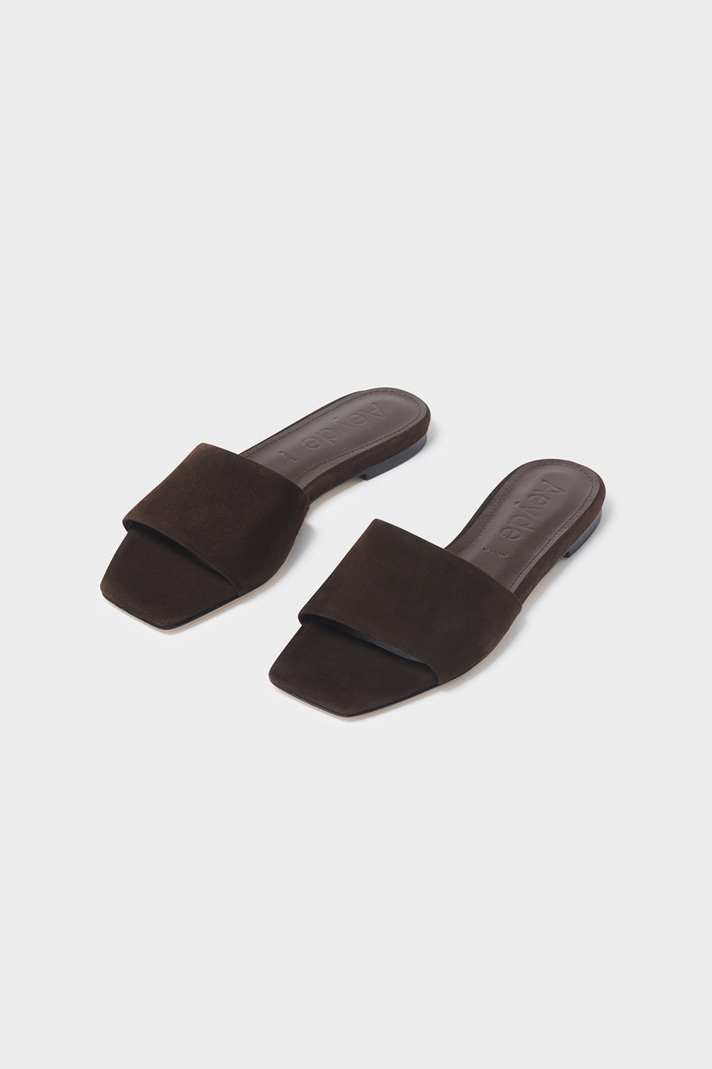 aeyde anna cow suede leather moka