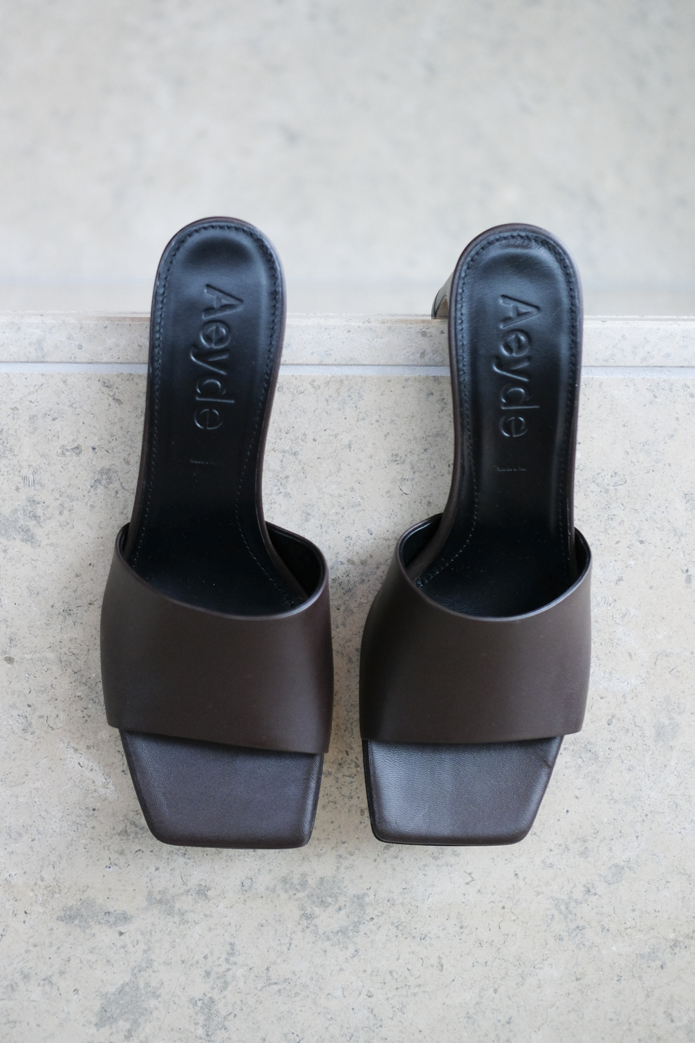 aeyde jeanie nappa leather moka