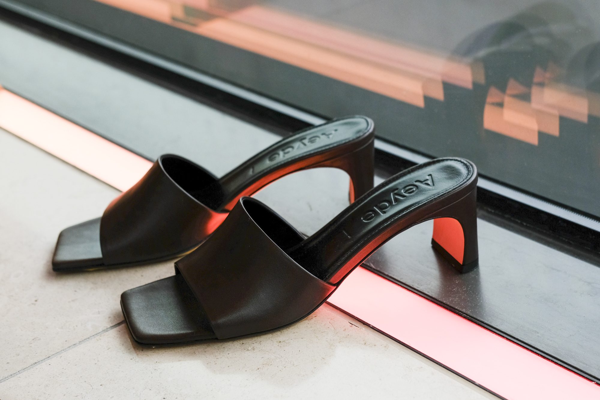 aeyde jeanie nappa leather moka
