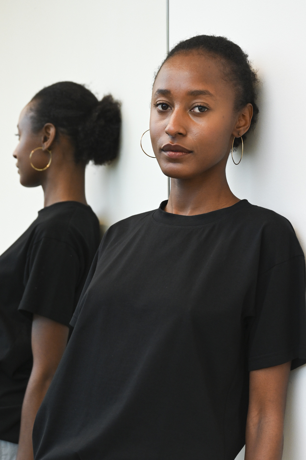 monique van heist boy black jersey