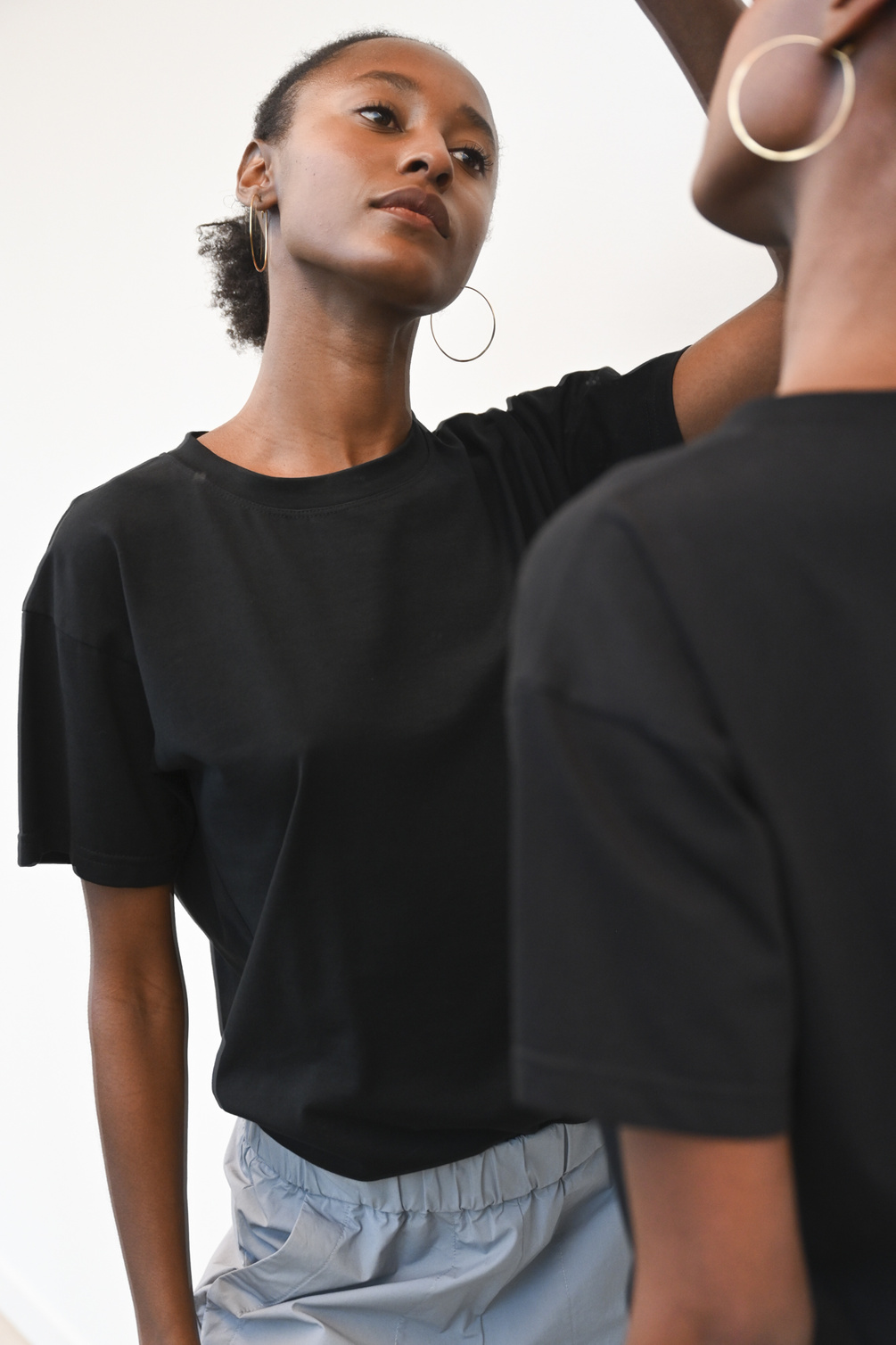 monique van heist boy black jersey