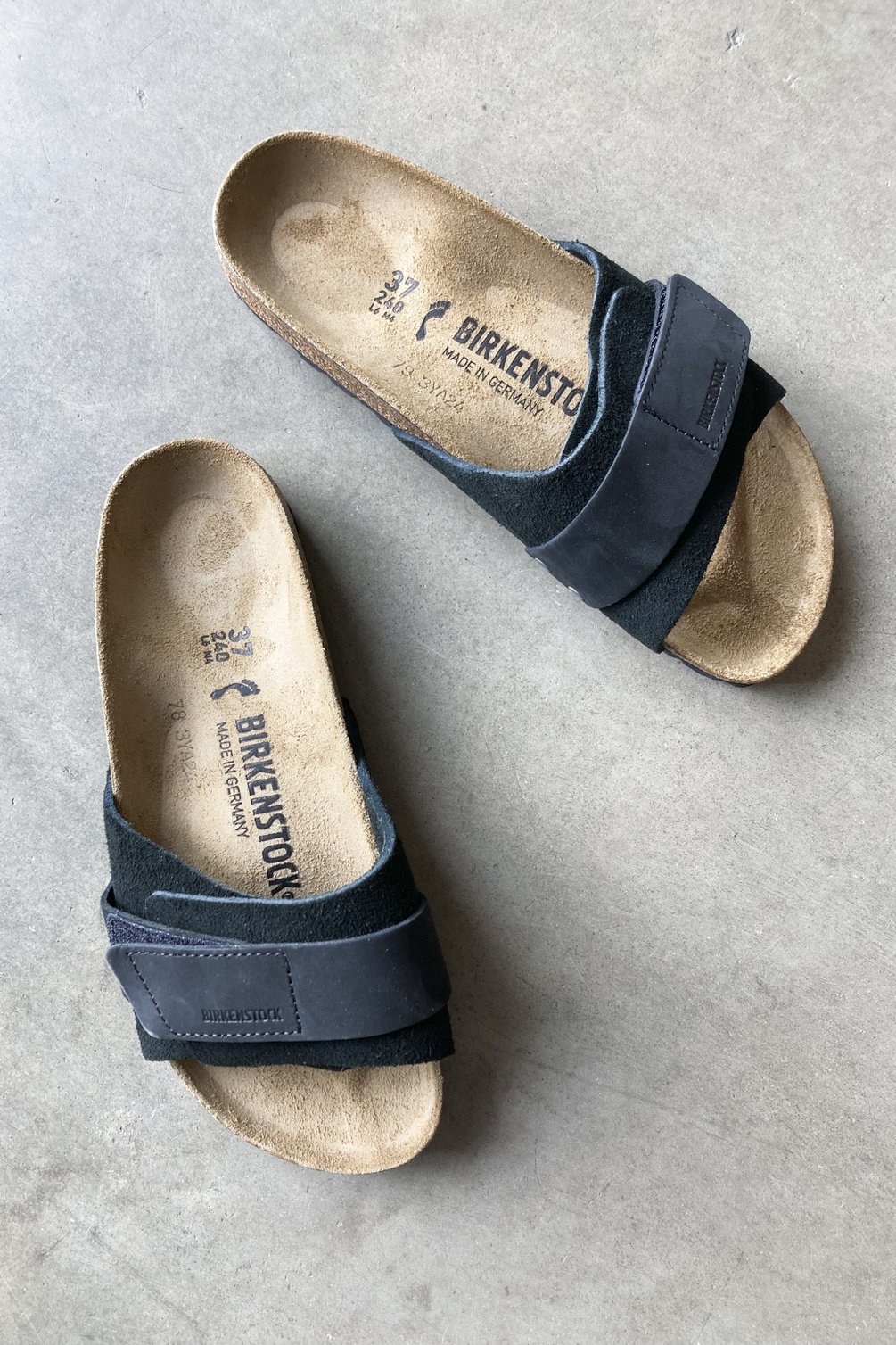 birkenstock oita suede leather black