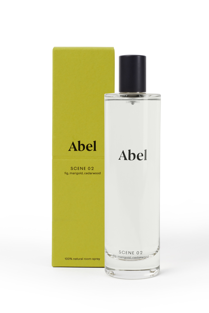 abel room spray scene 02 