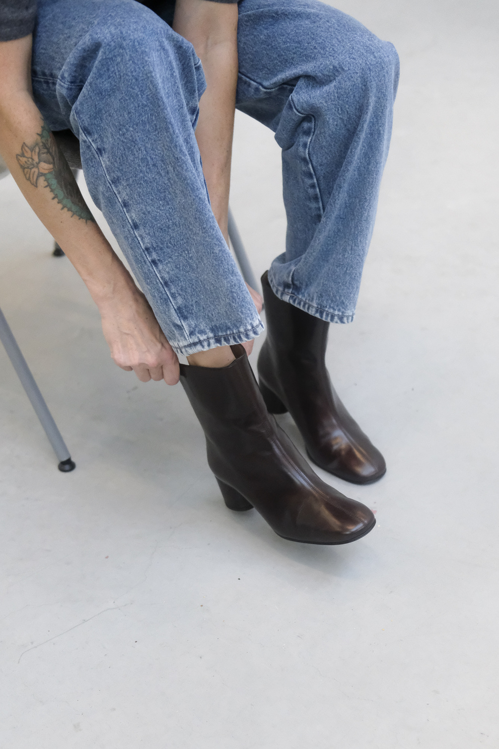 anne thomas phoenix boots castagna