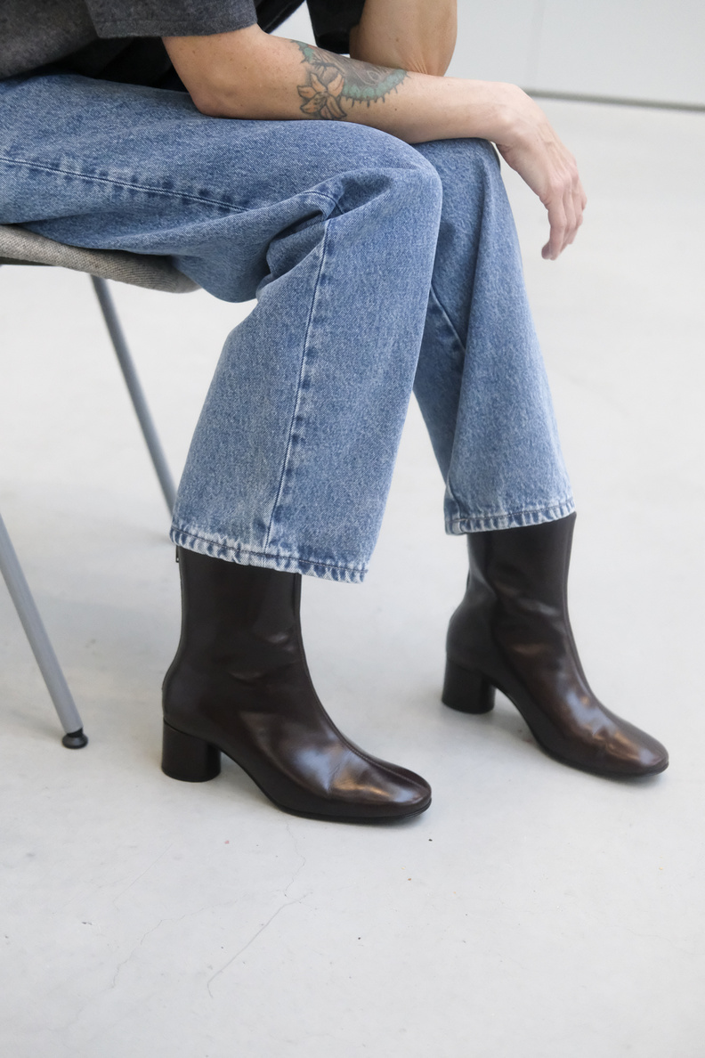 anne thomas phoenix boots castagna