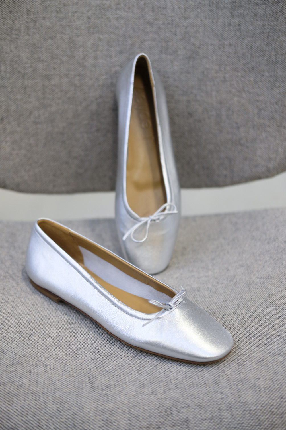 aeyde delfina nappa leather silver