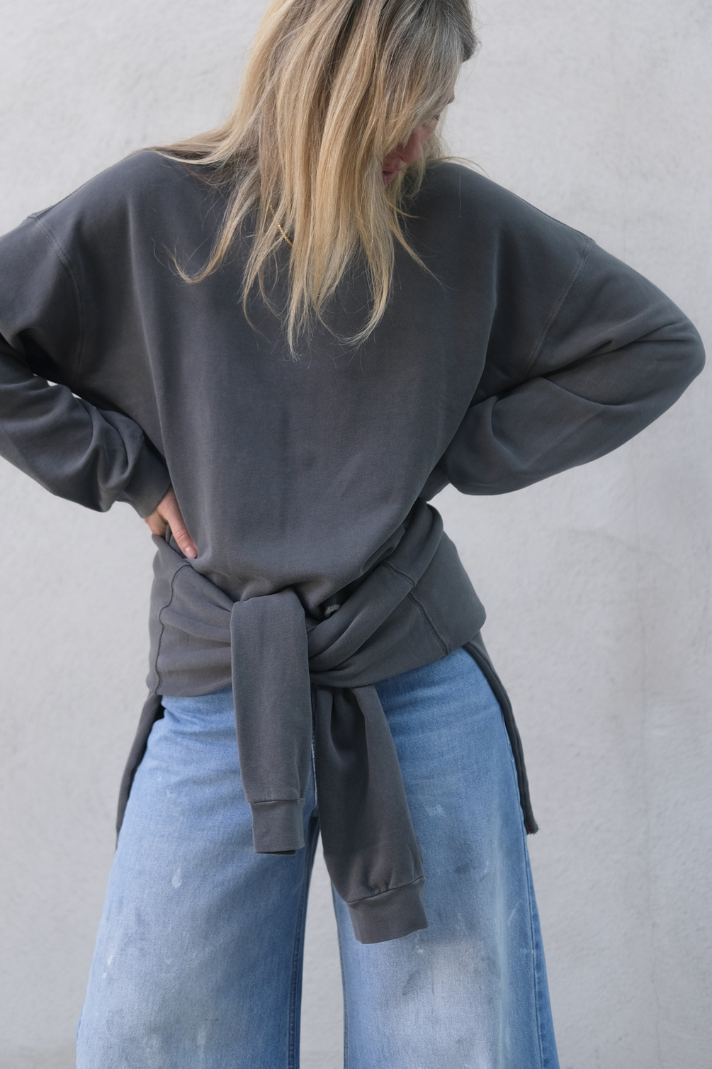 xirena honor sweatshirt asphalt