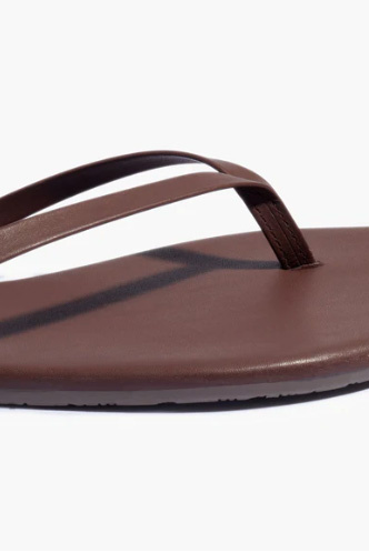 tkees foundations matte cappuccino