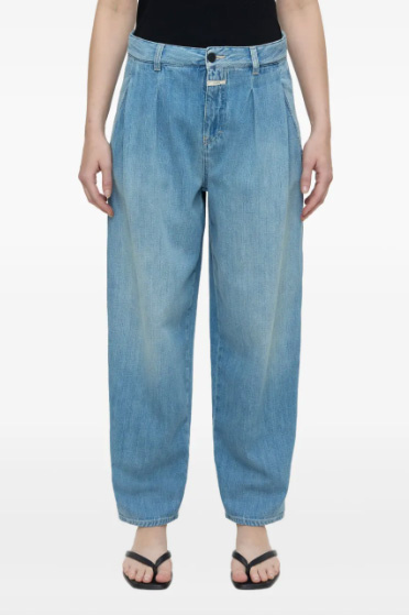 closed ruthy light blue