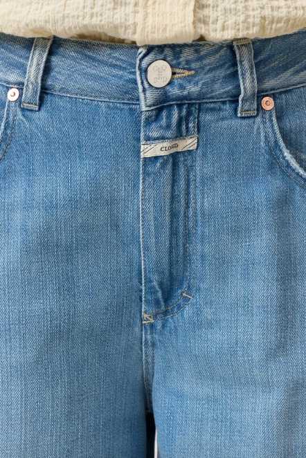 closed lyna light blue