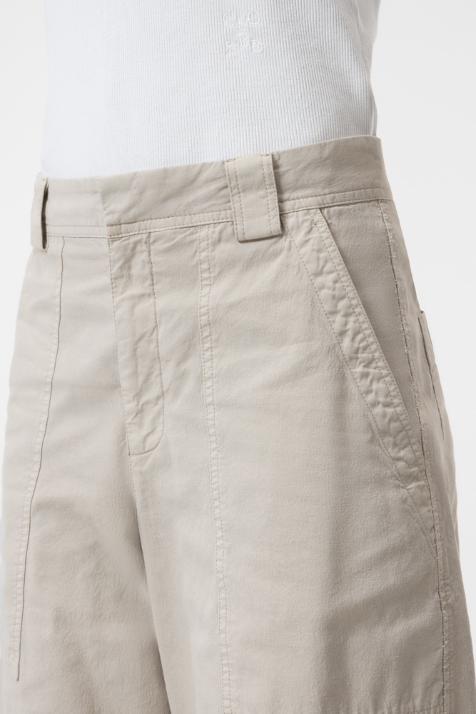 closed rhannon soft beige