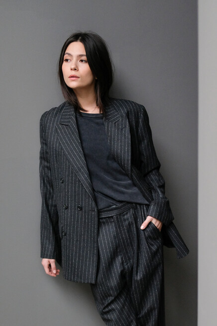 adnym rasha jacket antracite pin stripe