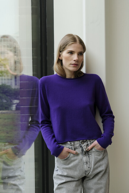 lisa yang ida sweater grape
