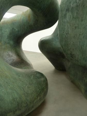 Henry Moore marvellous modernist